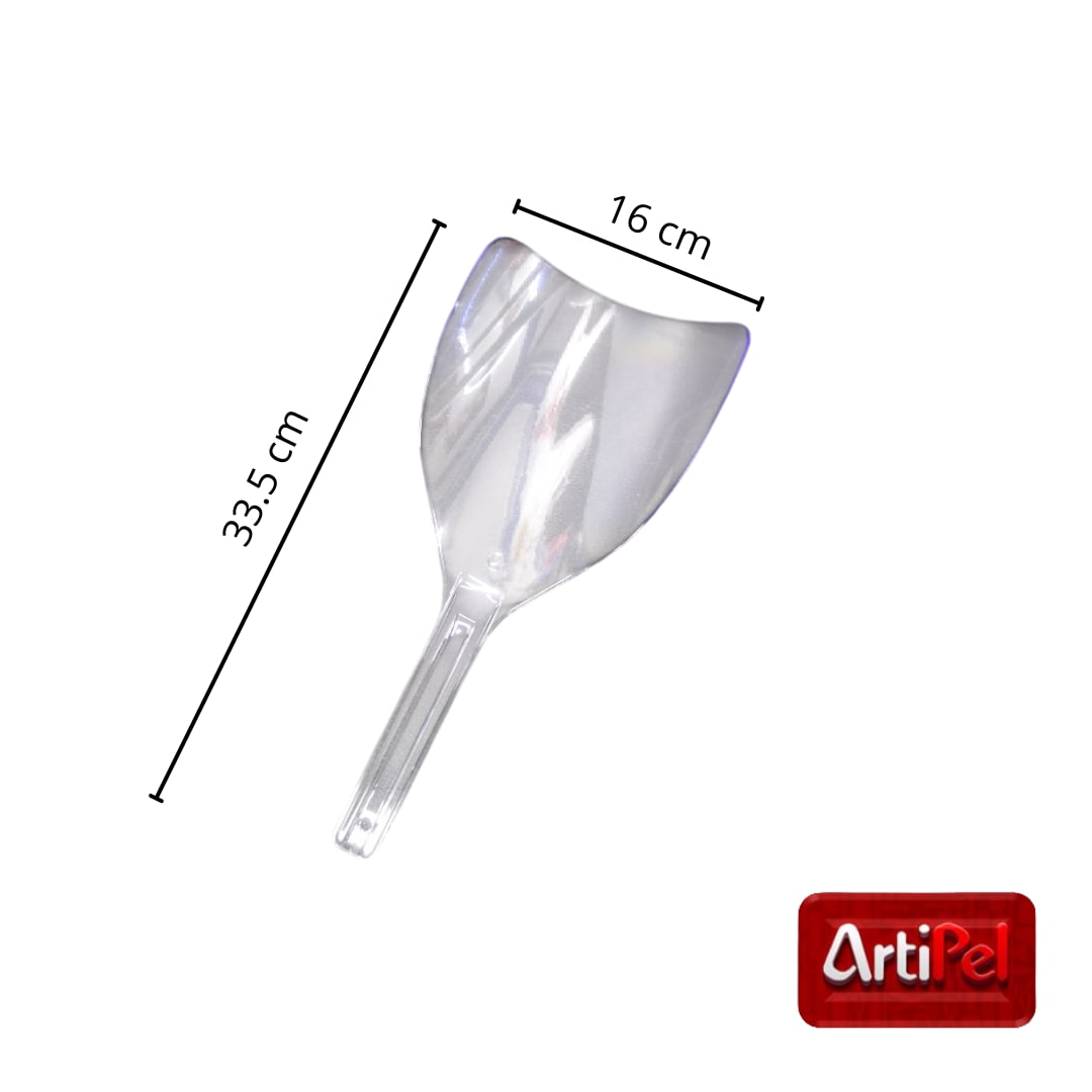 Protector facial para barbería durante servicio de corte